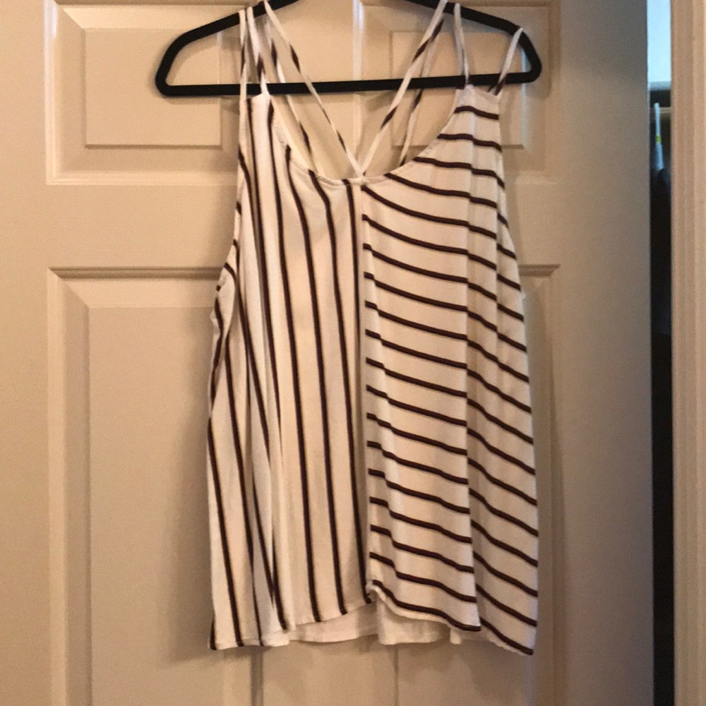 Maurices tank top. Size 2, fits a size 1 or 2X.